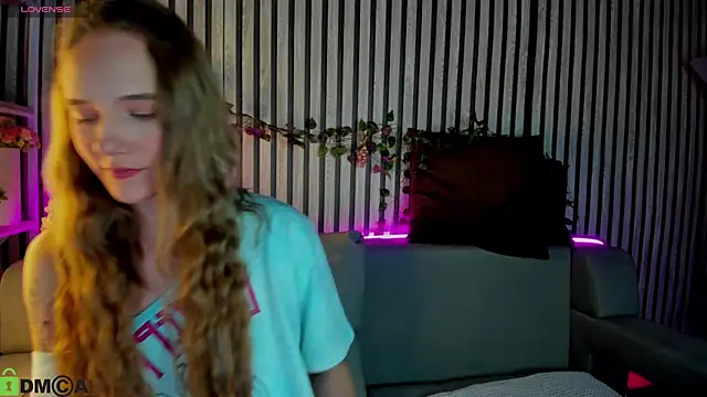 Casey Sweeet online show from February 19, 2026, 9:16 am