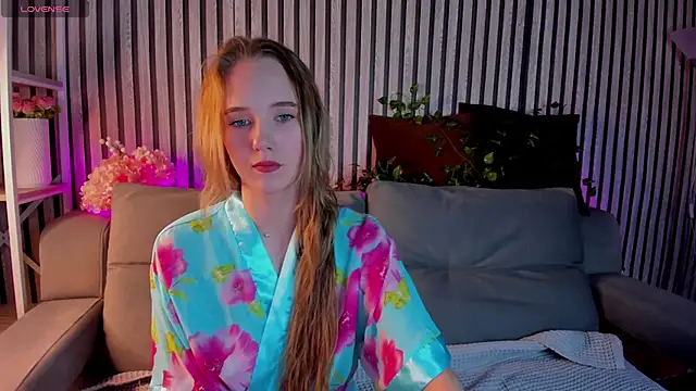 Casey Sweeet online show from April 13, 2026, 2:11 pm