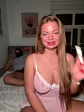  Lilly angel online show from December 1, 2025, 8:47 pm