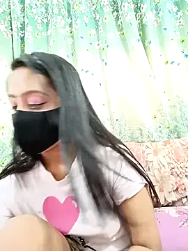 Snapshot of Prova-2 chatting on October 30, 2025, 6:19 pm Prova-2 online show from October 30, 2025, 6:19 pm