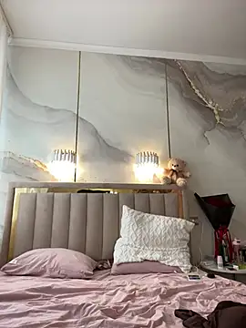TiffaNoel online show from July 13, 2026, 1:58 pm