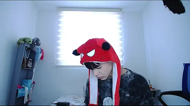 lucky stricke online show from October 3, 2025, 7:22 pm