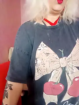 SquirtMilf00 online show from February 14, 2026, 3:58 am