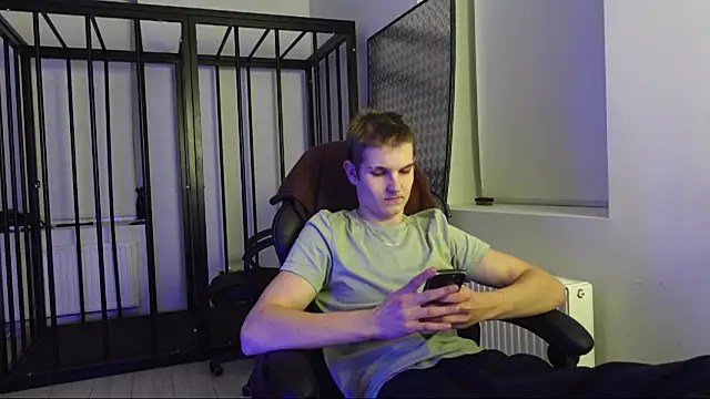 Mark Karson online show from October 5, 2025, 7:45 pm