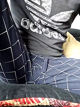 Snapshot of mojaymort chatting on March 2, 2026, 12:23 pm mojaymort online show from March 2, 2026, 12:23 pm