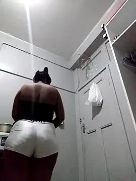 AcetousAbb online show from October 31, 2025, 5:58 pm