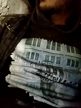 ParousFlow online show from October 19, 2025, 1:50 am