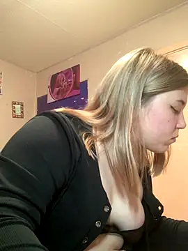 Snapshot of Kemeli008 chatting on October 10, 2025, 3:00 pm Kemeli008 online show from October 10, 2025, 3:00 pm