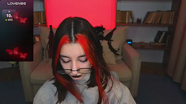 Mistress  Marcelline online show from November 28, 2025, 10:51 am