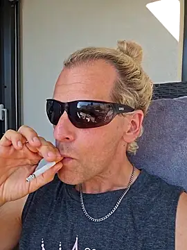 chillywilly80 online show from May 22, 2026, 4:12 pm