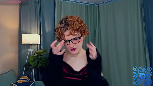 EdlinGathright online show from October 17, 2025, 5:10 am