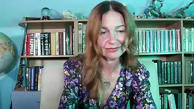 Snapshot of Foxilady357 chatting on September 21, 2025, 2:29 pm Foxilady357 online show from September 21, 2025, 2:29 pm