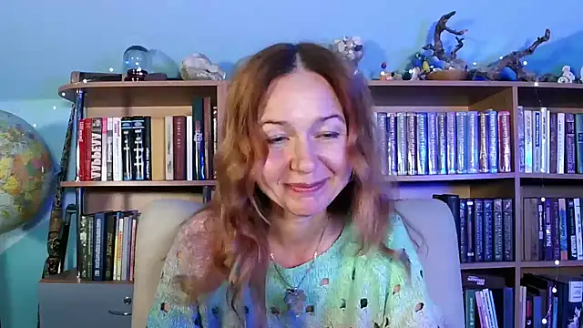 Snapshot of Foxilady357 chatting on October 15, 2025, 2:06 pm Foxilady357 online show from October 15, 2025, 2:06 pm