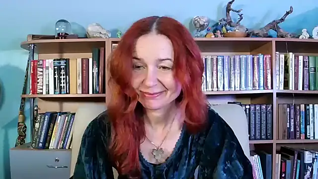 Foxilady357 online show from April 2, 2026, 1:53 pm