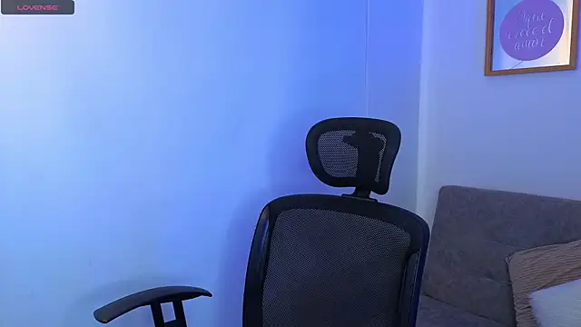 yulian vasquez online show from September 25, 2025, 12:20 pm