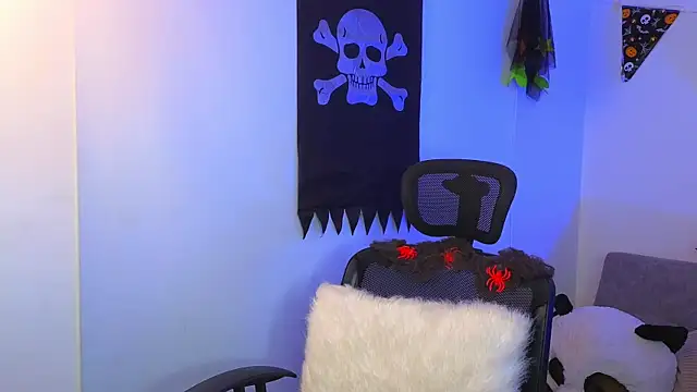 yulian vasquez online show from October 14, 2025, 12:28 pm