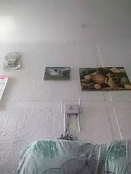 Valenn fernandez online show from May 27, 2026, 3:09 pm