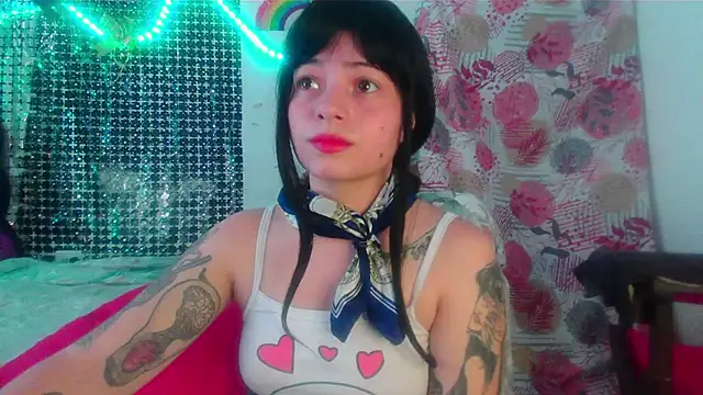 Snapshot of Mitsuha_gate chatting on November 7, 2025, 2:39 pm Mitsuha gate online show from November 7, 2025, 2:39 pm