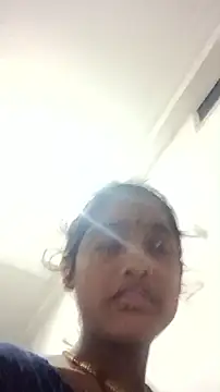 Guriya0076 online show from October 10, 2025, 11:26 pm