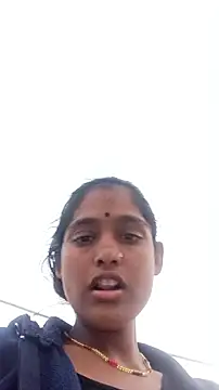 Guriya0076 online show from November 17, 2025, 11:27 am