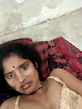 Guriya0076 online show from April 6, 2026, 12:41 am