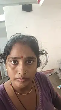 Guriya0076 online show from July 12, 2026, 4:36 am