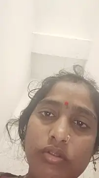 Guriya0076 online show from July 19, 2026, 12:36 am
