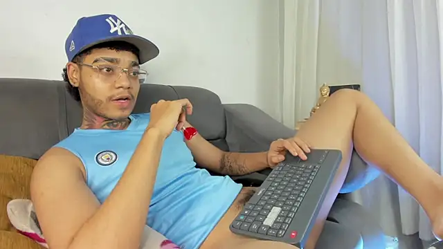 santi xximo online show from November 8, 2025, 3:07 am