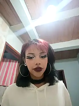 Snapshot of U-Upaaita chatting on February 13, 2026, 1:23 am U-Upaaita online show from February 13, 2026, 1:23 am