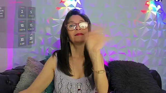 SabinaDeluxe cg online show from December 20, 2025, 12:12 pm