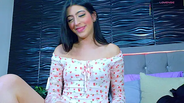 Ambar Bull online show from October 16, 2025, 12:06 pm