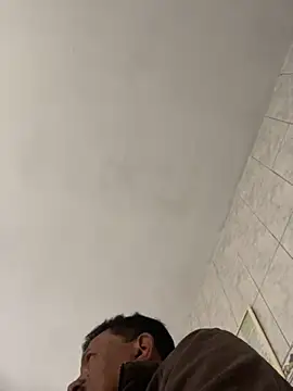 Snapshot of PIROCAGG21 chatting on October 10, 2025, 10:25 am PIROCAGG21 online show from October 10, 2025, 10:25 am