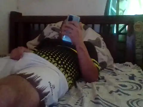 santiii   12 online show from January 5, 2026, 8:34 pm