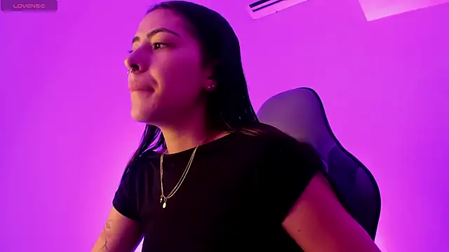 ValkaGrecco online show from November 15, 2025, 8:49 pm