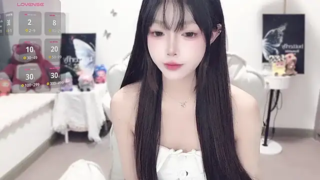 Snapshot of -EEBABY chatting on October 7, 2025, 9:56 pm -EEBABY online show from October 7, 2025, 9:56 pm