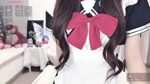 Snapshot of -EEBABY chatting on October 20, 2025, 9:26 pm -EEBABY online show from October 20, 2025, 9:26 pm