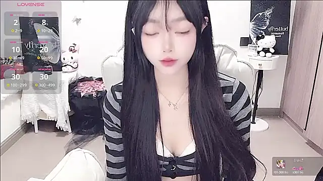 Snapshot of -EEBABY chatting on July 7, 2026, 4:00 pm -EEBABY online show from July 7, 2026, 4:00 pm