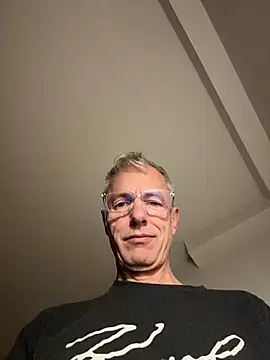 SexyLeon8 online show from November 12, 2025, 11:36 pm