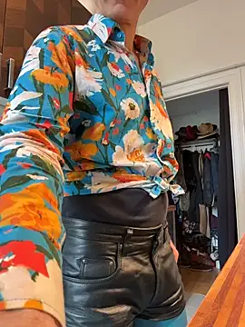 SexyLeon8 online show from February 23, 2026, 8:12 am