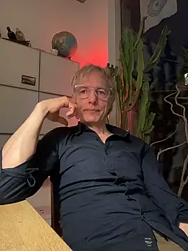 SexyLeon8 online show from March 12, 2026, 6:03 pm