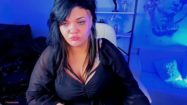 MaryHarrys online show from October 28, 2025, 11:29 pm