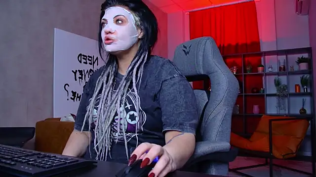 MaryHarrys online show from April 10, 2026, 2:50 am