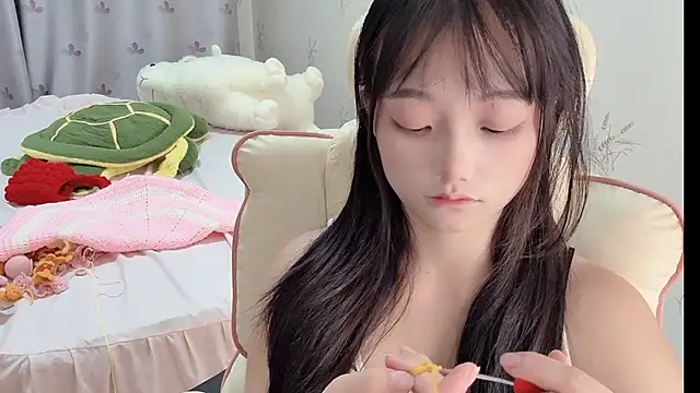 puppy-999 online show from October 7, 2025, 2:14 pm