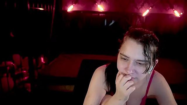 LiviaShy online show from March 3, 2026, 1:39 pm