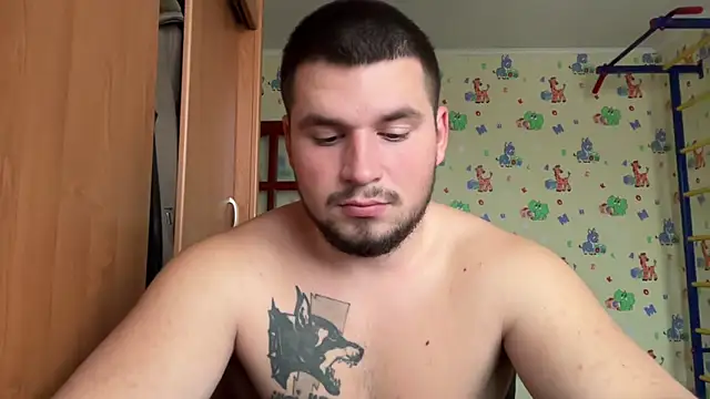 chiraq1945 online show from November 26, 2025, 7:09 am