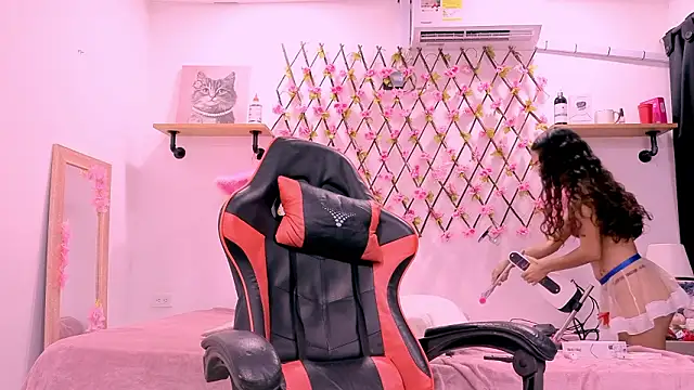 Snapshot of Akira_Hime chatting on February 27, 2026, 2:11 am Akira Hime online show from February 27, 2026, 2:11 am