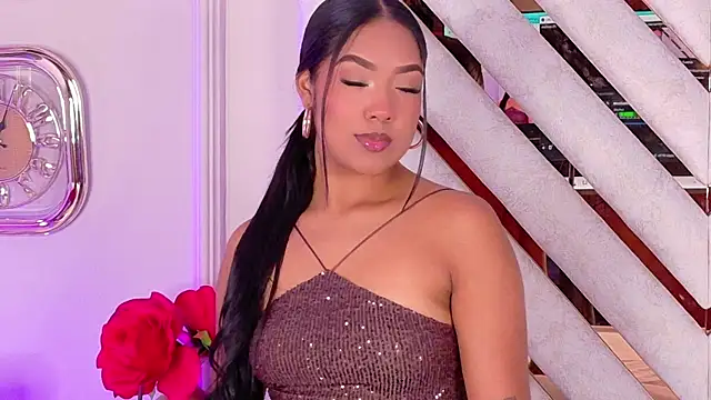 Mia Roset online show from October 16, 2025, 12:39 pm