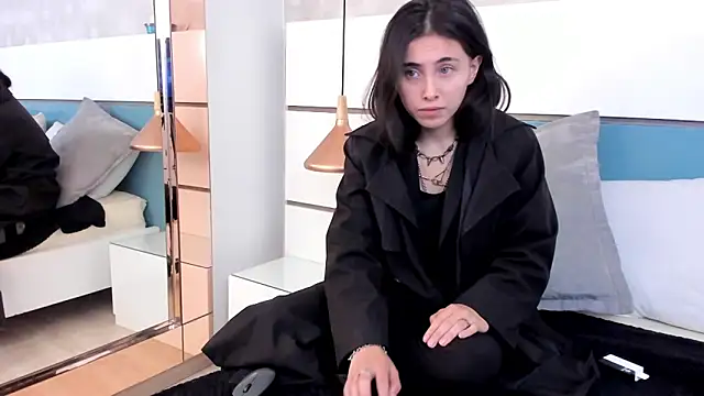 Snapshot of Ashkoreh chatting on October 23, 2025, 9:24 pm Ashkoreh online show from October 23, 2025, 9:24 pm