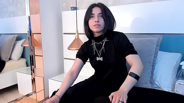 Snapshot of Ashkoreh chatting on November 2, 2025, 6:32 pm Ashkoreh online show from November 2, 2025, 6:32 pm