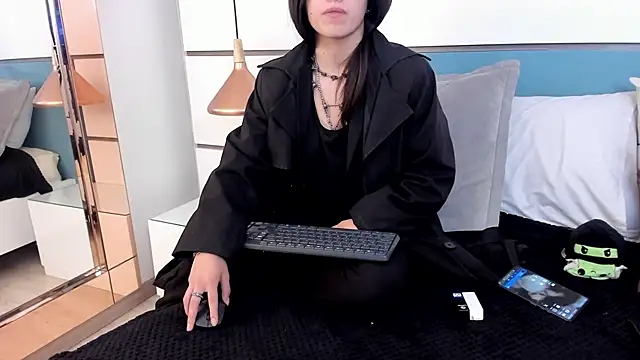 Snapshot of Ashkoreh chatting on November 7, 2025, 10:21 pm Ashkoreh online show from November 7, 2025, 10:21 pm